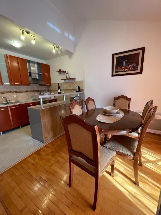Aquarium Apartment Котор Екстер'єр фото