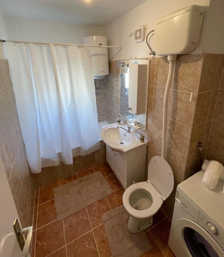 Aquarium Apartment Котор Екстер'єр фото