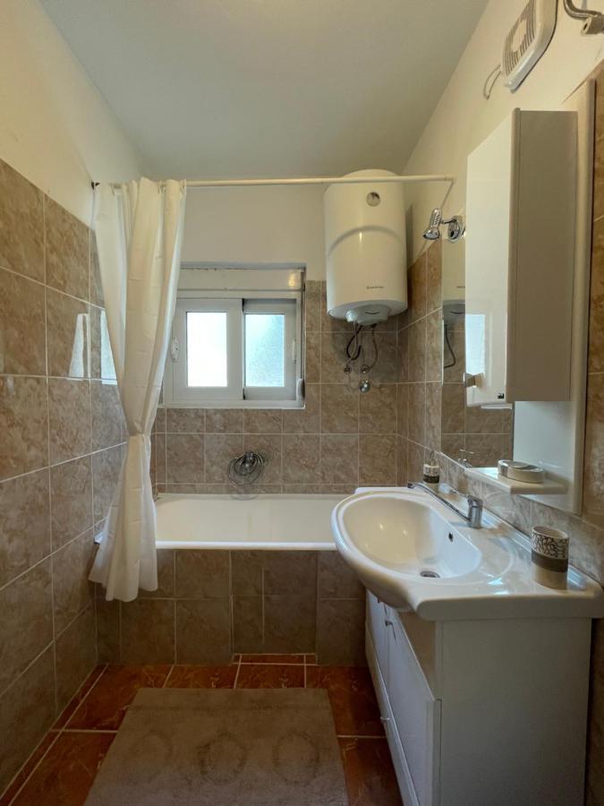 Aquarium Apartment Котор Екстер'єр фото